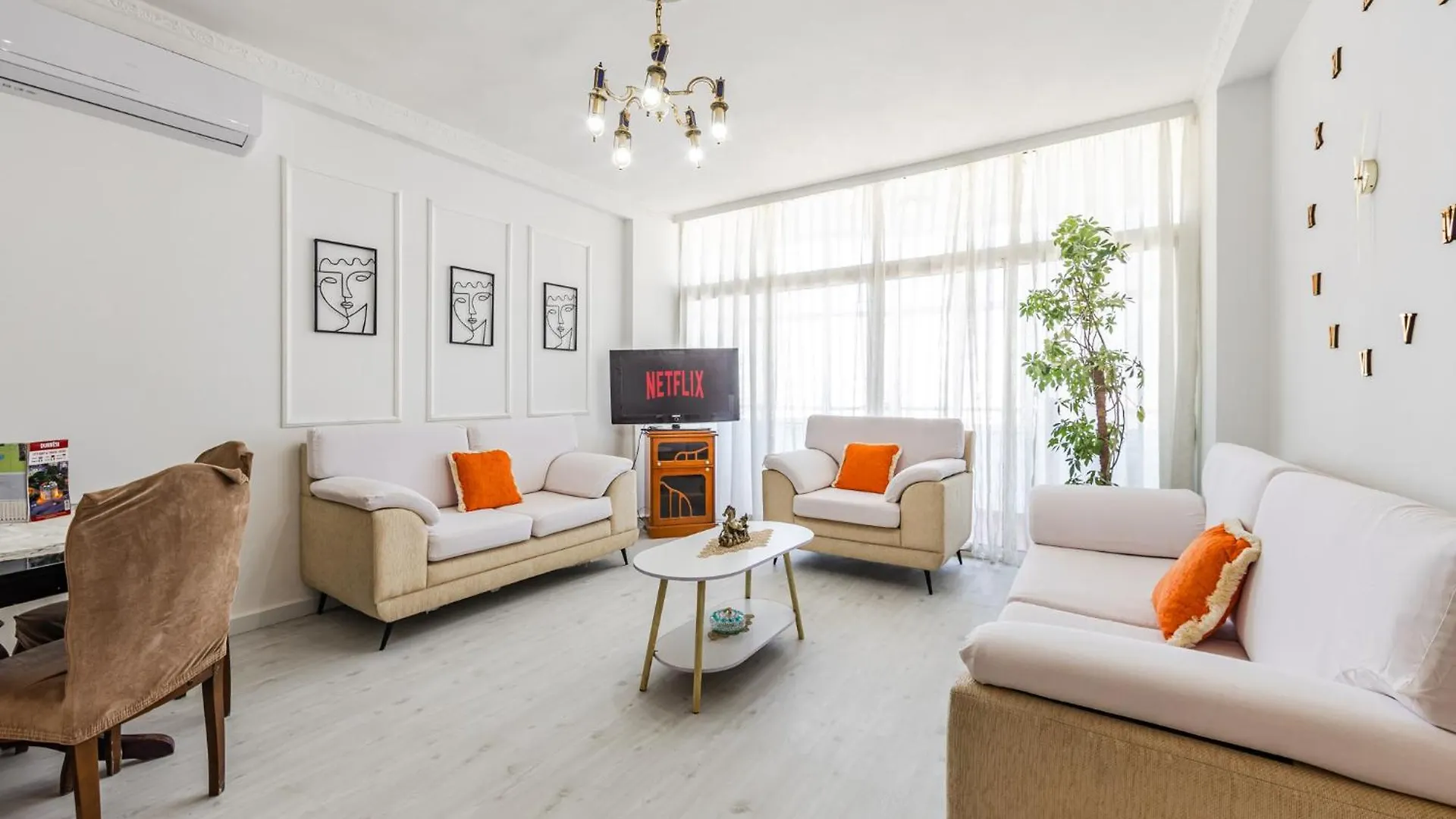 Apartment Central Coziness By Ps Durrës
