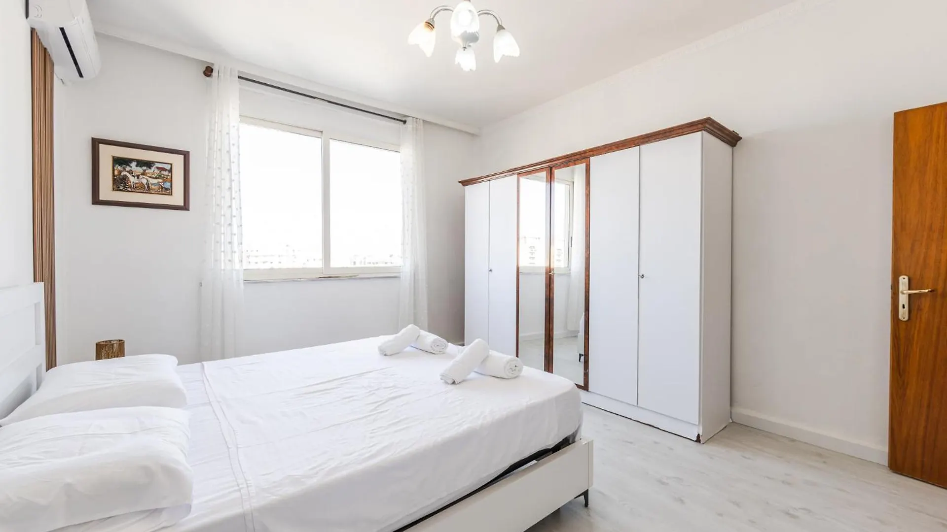 Central Coziness By Ps Durrës 0*,